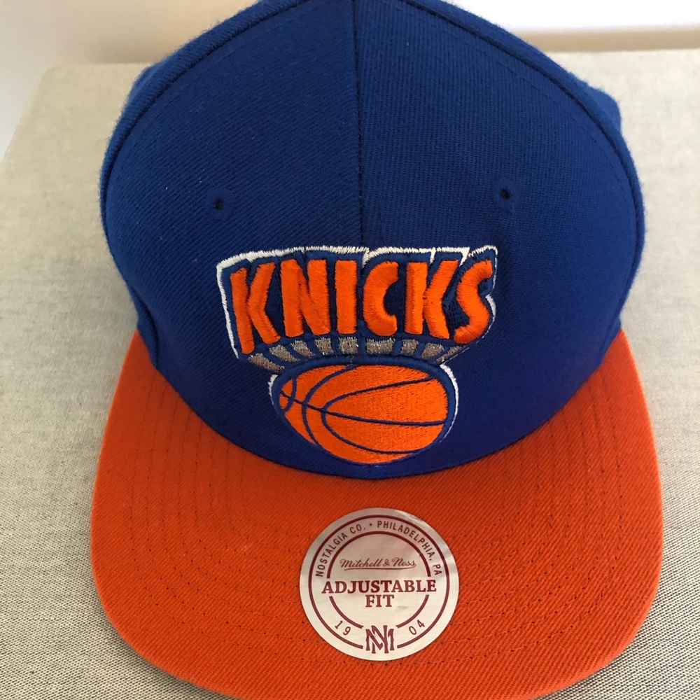 Mitchell & Ness New York Knicks SnapBack hat